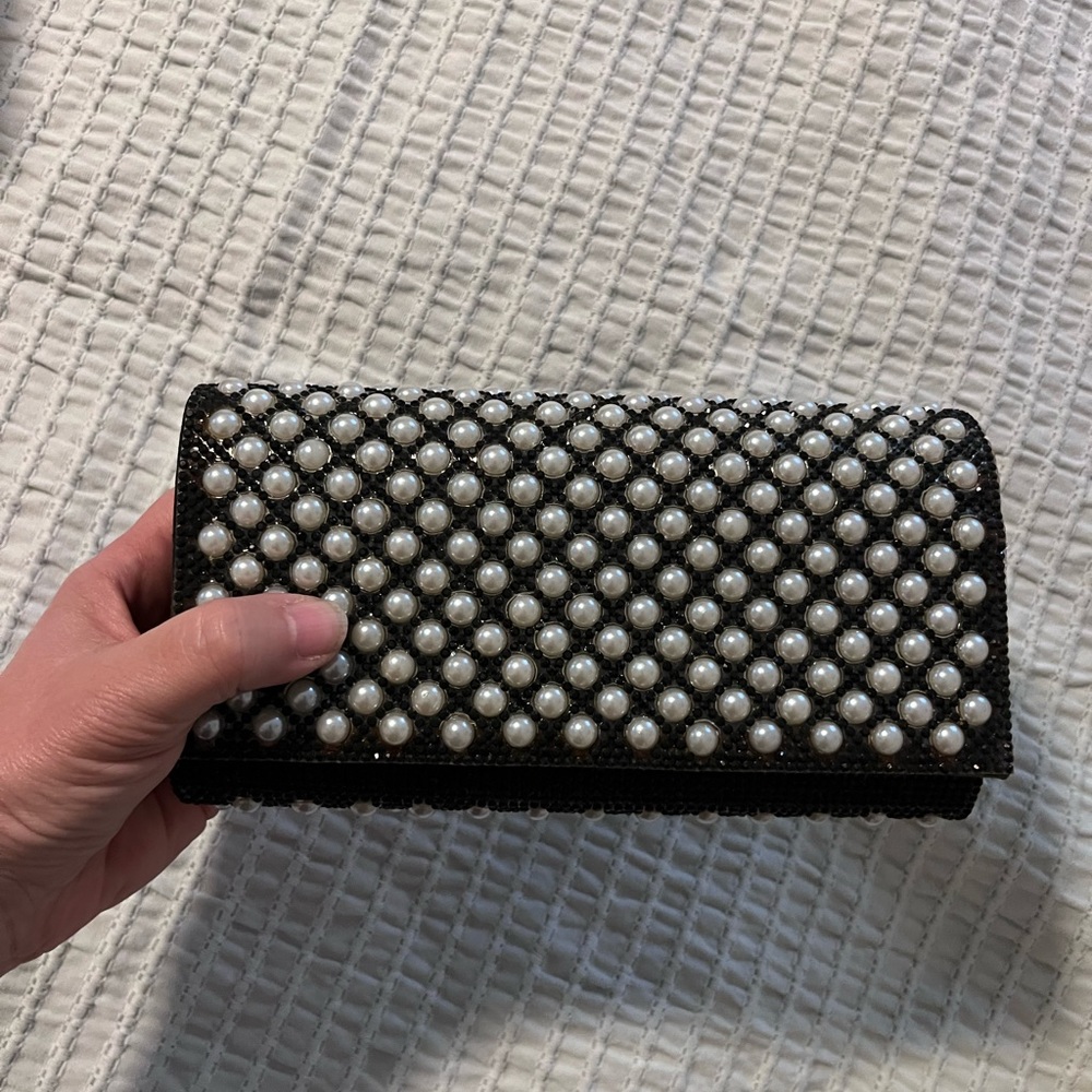 Heels With Matching Clutch. - image 6